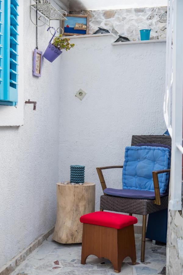 Apartments Kastel Veli Losinj Bagian luar foto